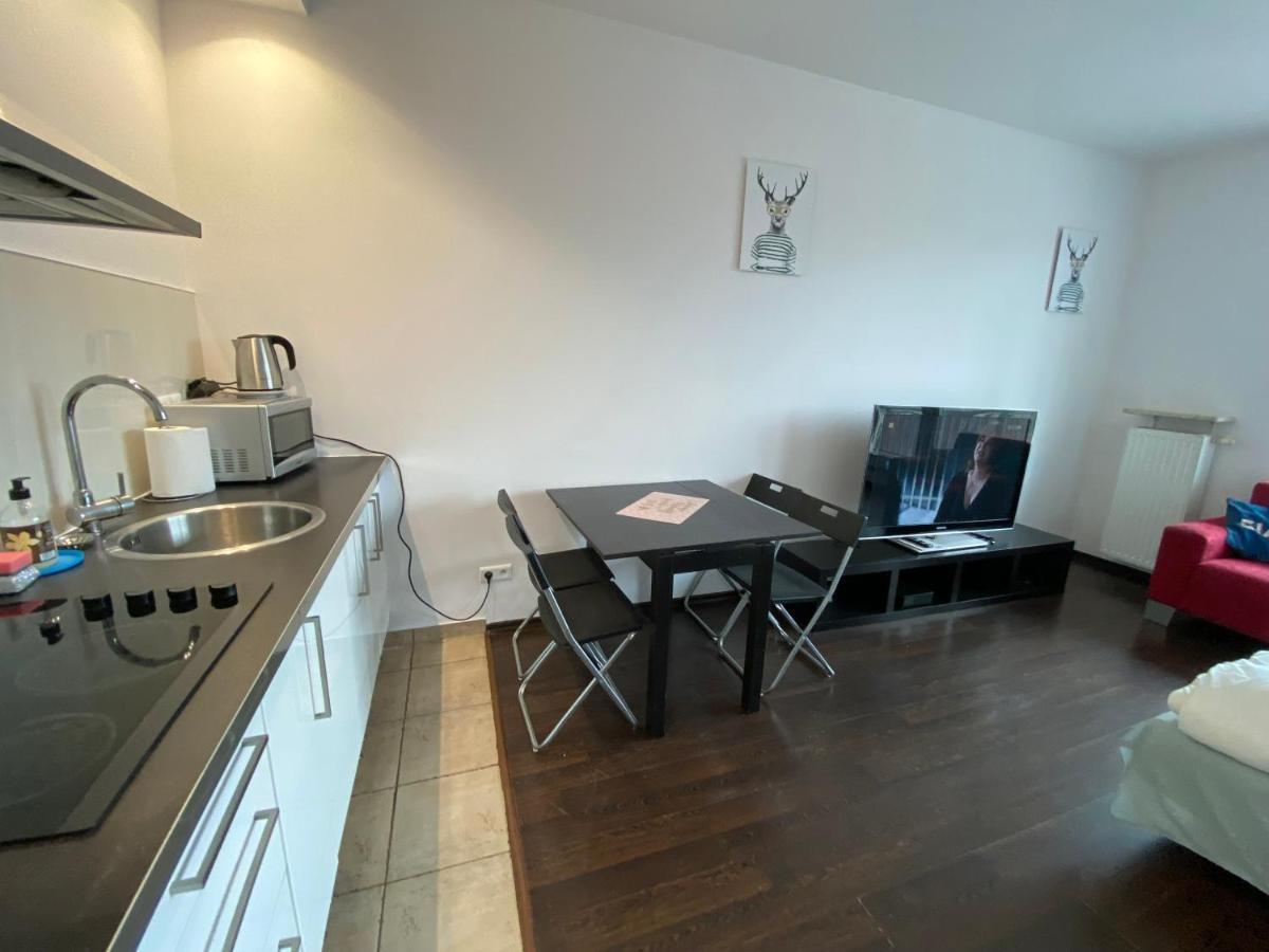 شقة Apartament Przy Klifie وارسو المظهر الخارجي الصورة
